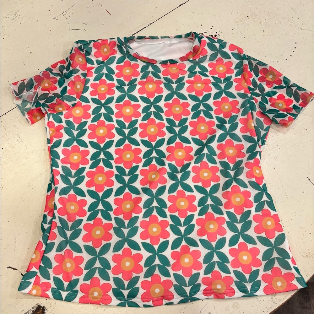 Form fitting tee shirt , women’s 2xl